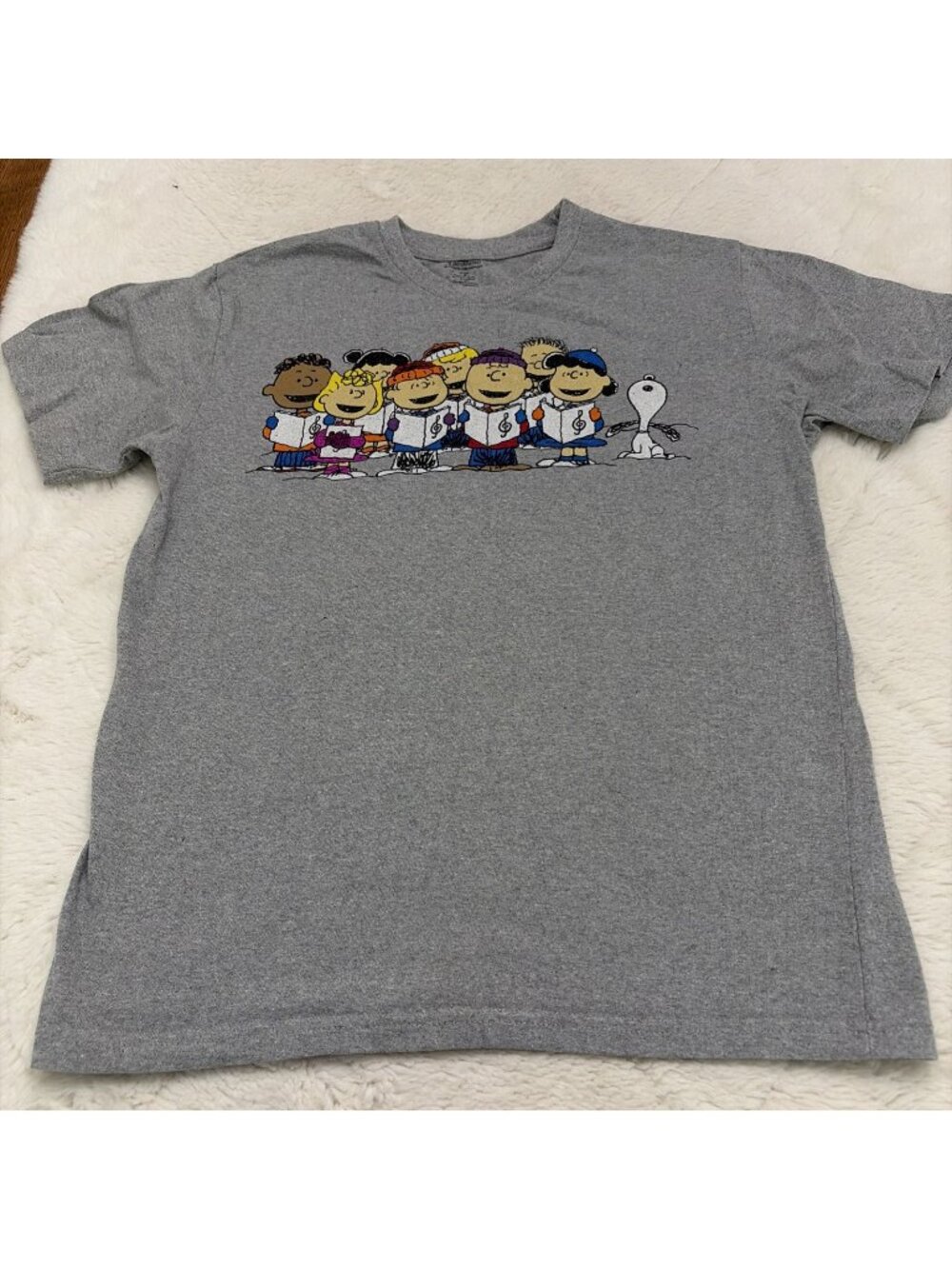 Peanuts Snoopy Christmas Caroling Girls Shirt Medium Short Sleeve